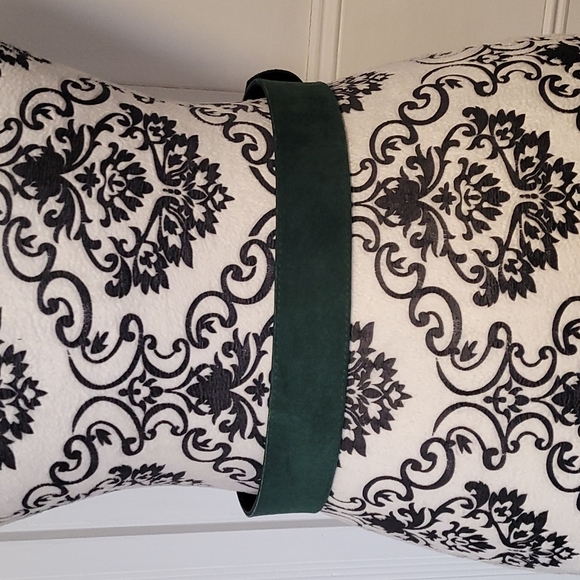 Express belt vintage 70's green suede gold tone buckle Size Medium - Picture 4 of 10